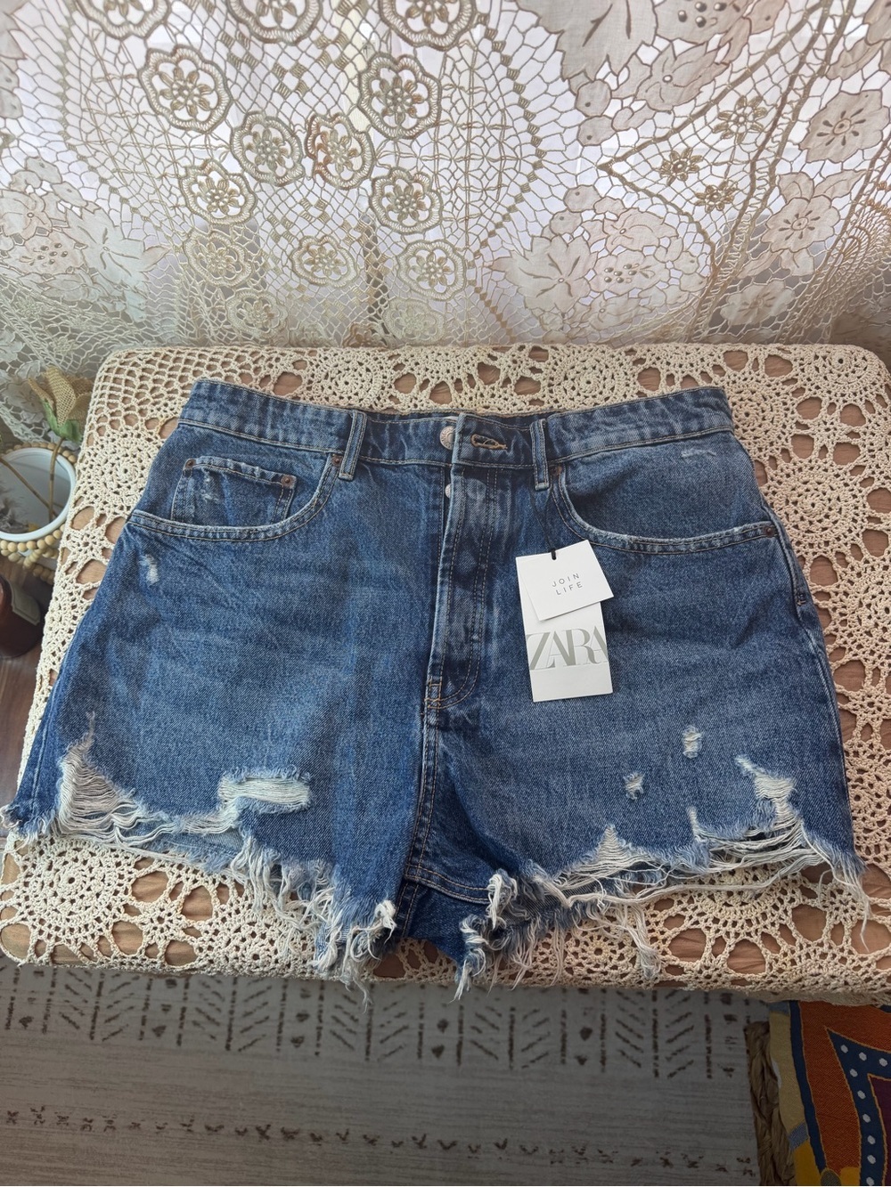 Zara Blue Distressed High-Rise Denim Shorts size 12